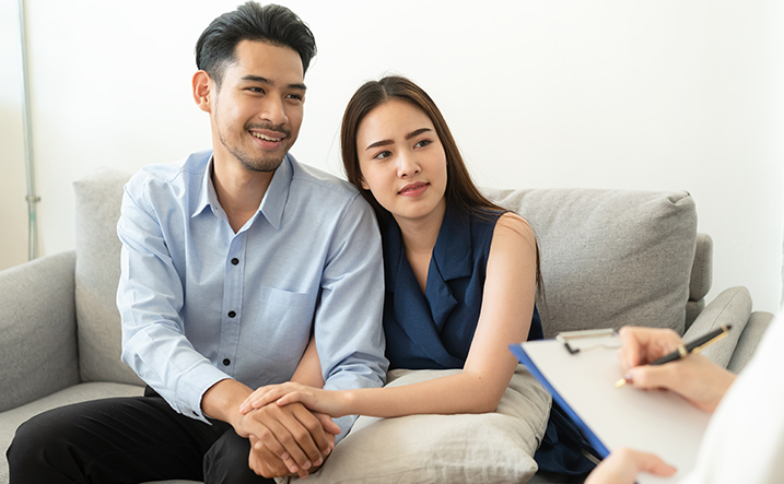 Private therapy and support services for parents